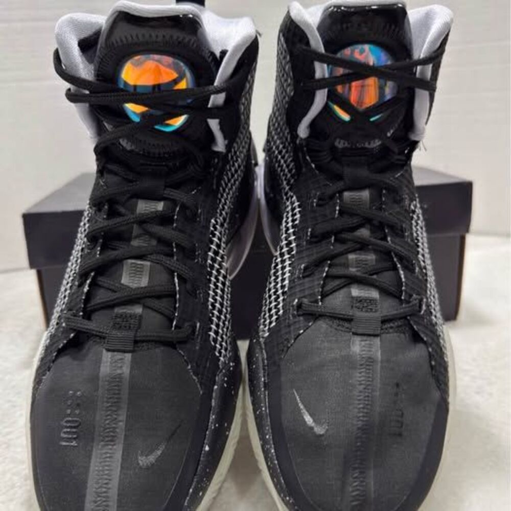 NEW Nike Air Zoom G.T. Jump "Own Space" Mens size 9.5 Women’s size 11